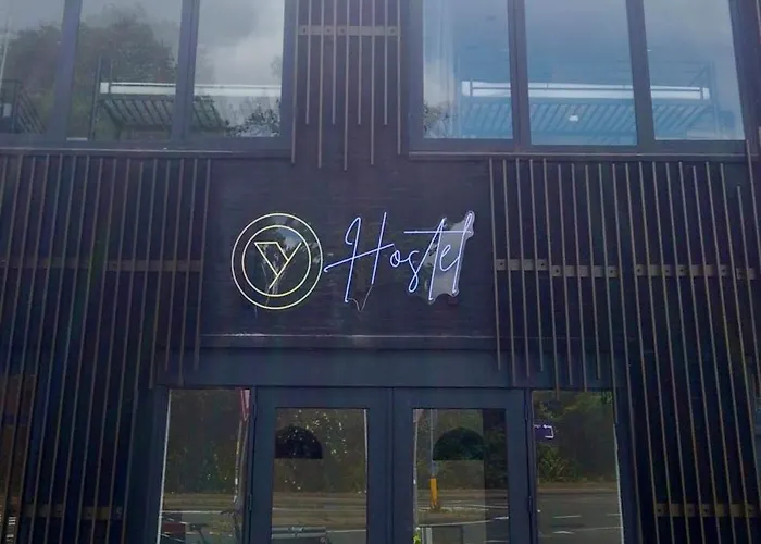 Y Hostel
