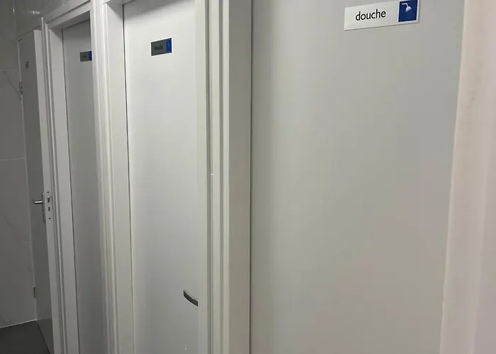 Y * Амстердам