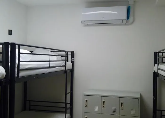 Y * Амстердам